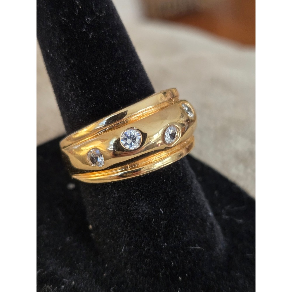 Goldtone Dome Band w/ Flush Ser CZs NWOT - Picture 2 of 4